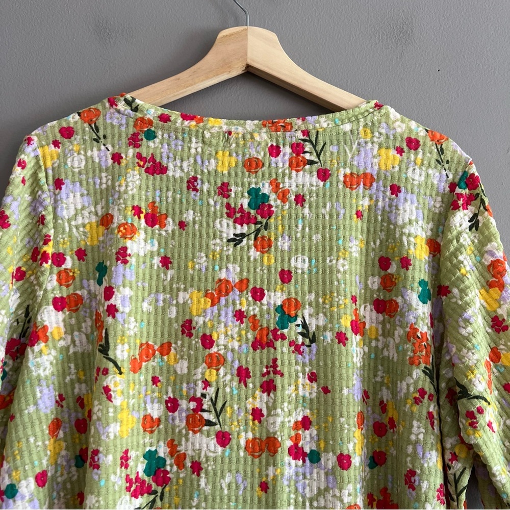 LOGO Layers by Lori Goldstein Floral Print Waffle Mesh Top Women Sz 1X Slinky - Picture 7 of 14